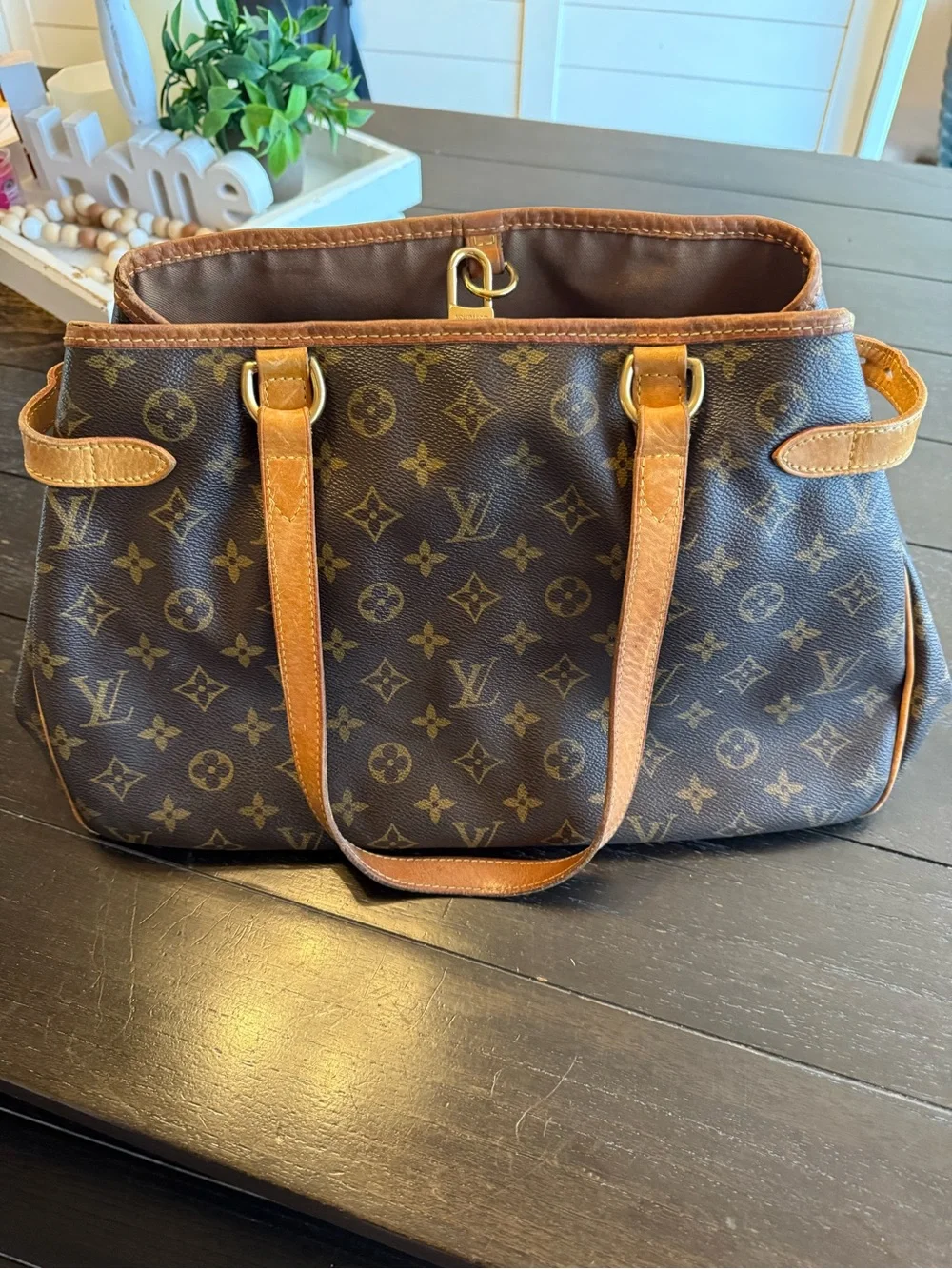 Louis Vuitton Batiginolles Horizontal HandBag